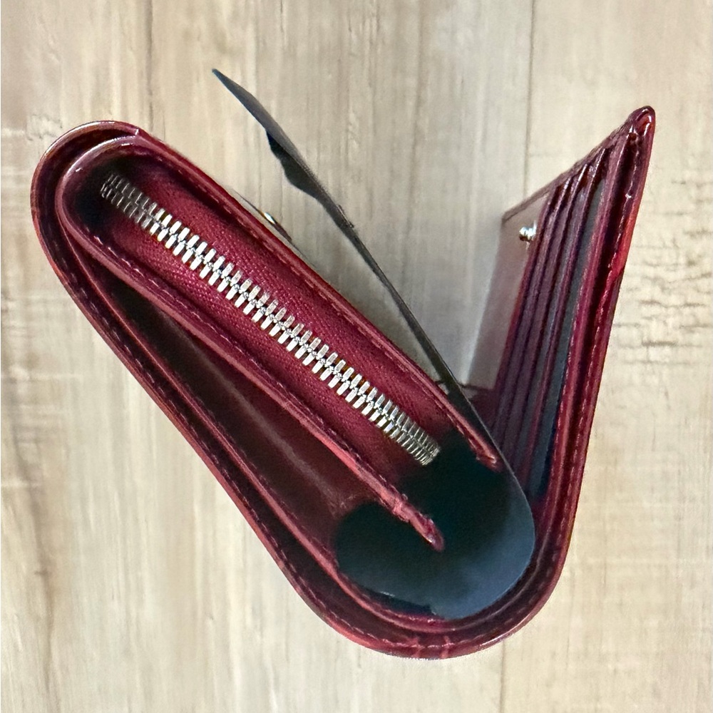 NEW CARTIER HAPPY BIRTHDAY L3000347 BI-FOLD WALLET - Picture 4 of 8